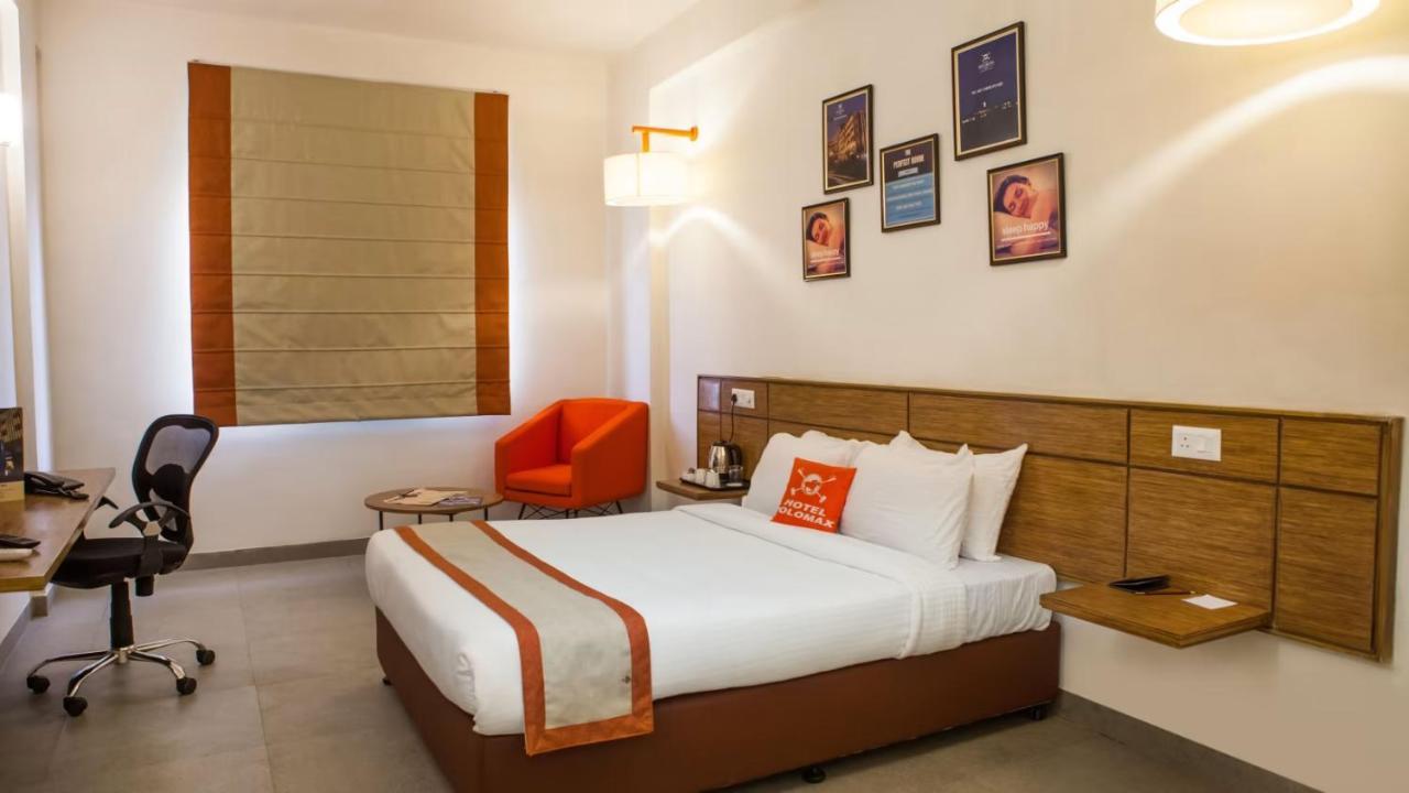 Max Hotels Allāhābād Junction Екстериор снимка