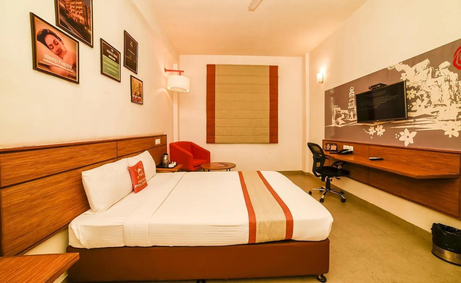 Max Hotels Allāhābād Junction Екстериор снимка